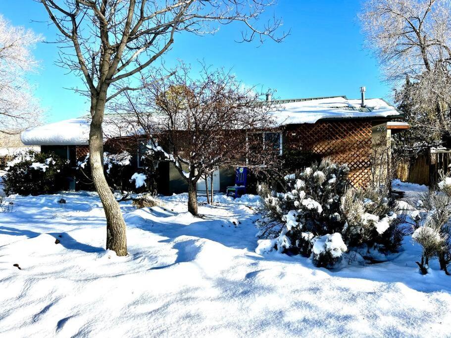 Fully Furnished, Serene Taos House מראה חיצוני תמונה